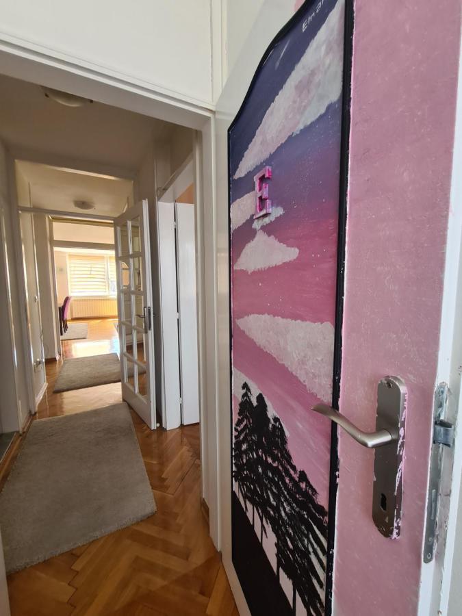 Walnut Apartment - Private Garage Saraievo Exterior foto
